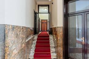 Elegante e Ampio Appartamento in Porta Romana