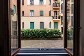 Elegante e Ampio Appartamento in Porta Romana