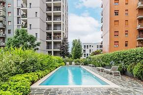 Stylish Apartment With Terrace and Swimming Pool