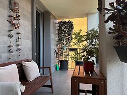 Stylish Apartment With Terrace and Swimming Pool