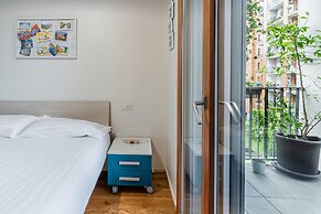 Stylish Apartment With Terrace and Swimming Pool