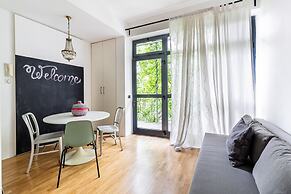 Casa Watt Stylish Apartment With Balcony