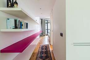 Casa Watt Stylish Apartment With Balcony