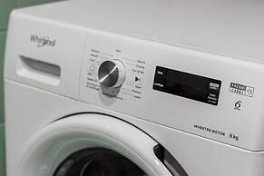 Casa Watt Stylish Apartment With Balcony