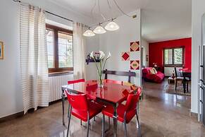 Panorama Villa Nestled Among the Vineyards Langhe