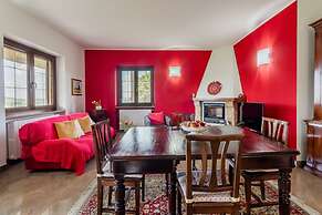 Panorama Villa Nestled Among the Vineyards Langhe