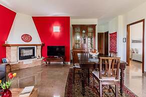 Panorama Villa Nestled Among the Vineyards Langhe