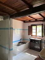 Casale Rustico con Piscina Privata e Ampio Parco