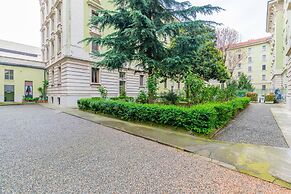 Casa Isella Stylish and Tranquil