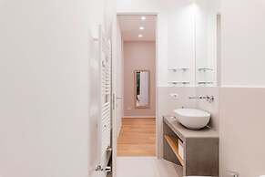 Casa Isella Stylish and Tranquil