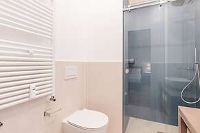 Casa Isella Stylish and Tranquil