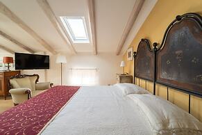 Suite Persichetto by Bologna Iconic Hillside