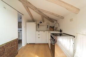 Suite Persichetto by Bologna Iconic Hillside