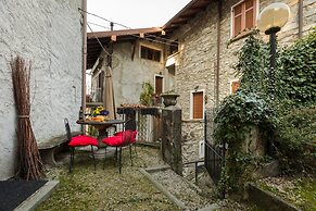 Loppia Bay by Wonderful Italy