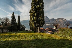 Loppia Bay by Wonderful Italy