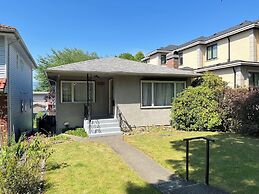 Romantic Getaway Near the Heart of Vancouver