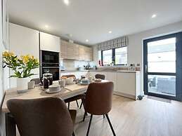 Retallick on Morrab- Parking- Near Promenade