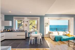 Sky & Sea Apartment by Wonderful Italy