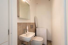 Sky & Sea Apartment by Wonderful Italy