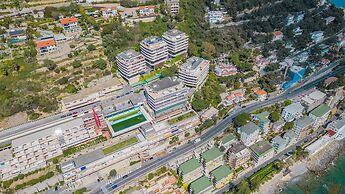 Sky & Sea Apartment by Wonderful Italy