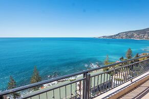 Sky & Sea Apartment by Wonderful Italy