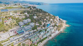 Sky & Sea Apartment by Wonderful Italy