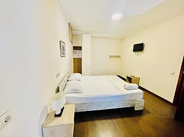 Bonvoyage Rustaveli Ave