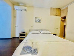 Bonvoyage Rustaveli Ave