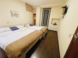 Bonvoyage Rustaveli Ave