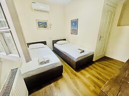 Bonvoyage Rustaveli Ave