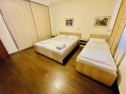 Bonvoyage Rustaveli Ave