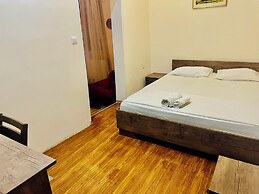 Bonvoyage Rustaveli Ave