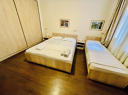 Bonvoyage Rustaveli Ave