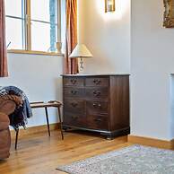 Triskele Detached Characteristic Home Sleeps 10