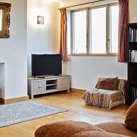 Triskele Detached Characteristic Home Sleeps 10