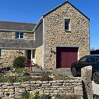 Triskele Detached Characteristic Home Sleeps 10