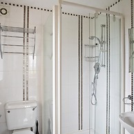 Triskele Detached Characteristic Home Sleeps 10