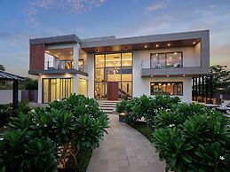 Amã Stays & Trails Nilaya Amaltaas Villa, Udaipur