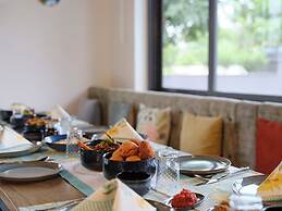 Amã Stays & Trails Nilaya Amaltaas Villa, Udaipur