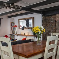 Charming Mousehole Cottage