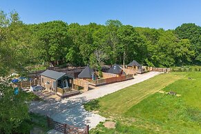 Woods Meadow Glamping
