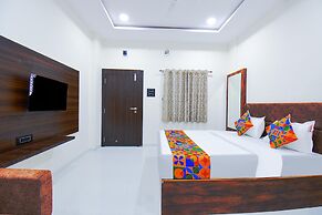 Fabexpress Jagatraj Vishwa Lodging