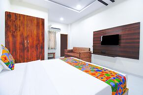 Fabexpress Jagatraj Vishwa Lodging