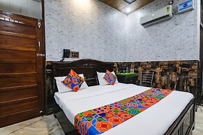 Fabexpress Raghunandan Inn
