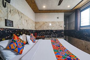 Fabexpress Raghunandan Inn