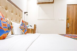 Fabhotel Amber Palace