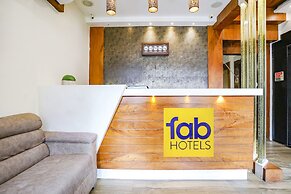 Fabhotel Amber Palace