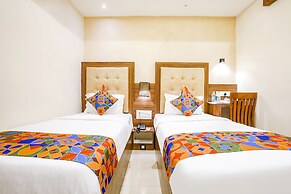 Fabhotel Amber Palace