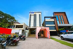 Fabhotel Billionaire Inn