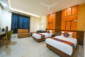 Fabhotel Billionaire Inn